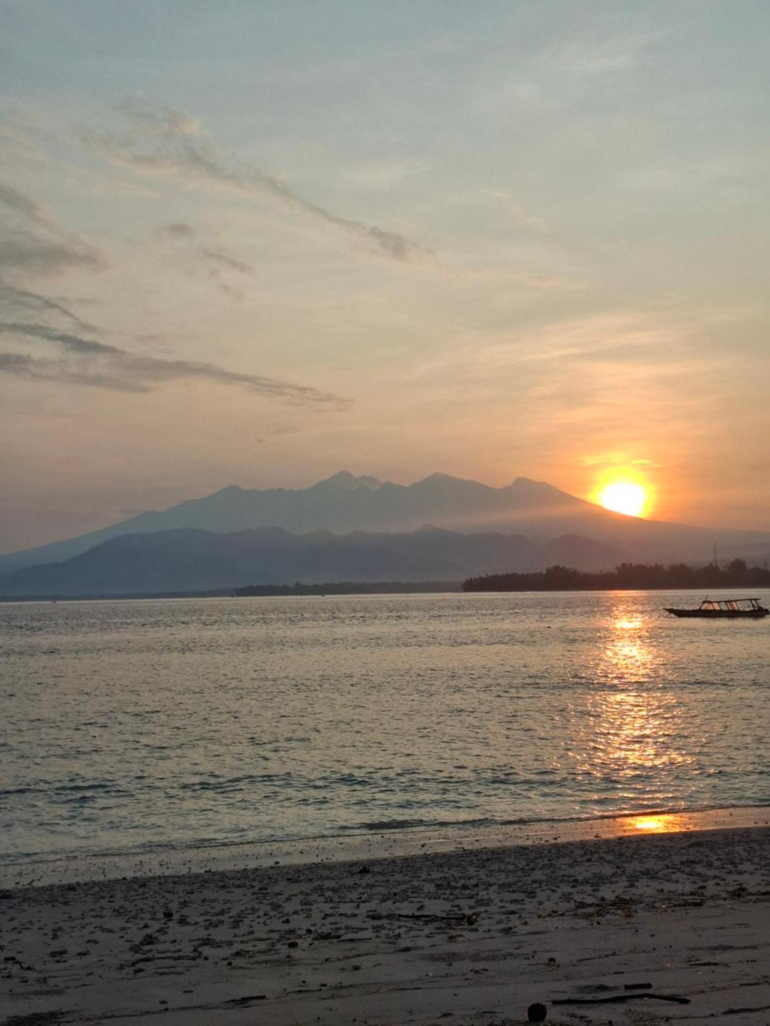 Mandala Beach Healing Rooms Gili Air Exteriér fotografie
